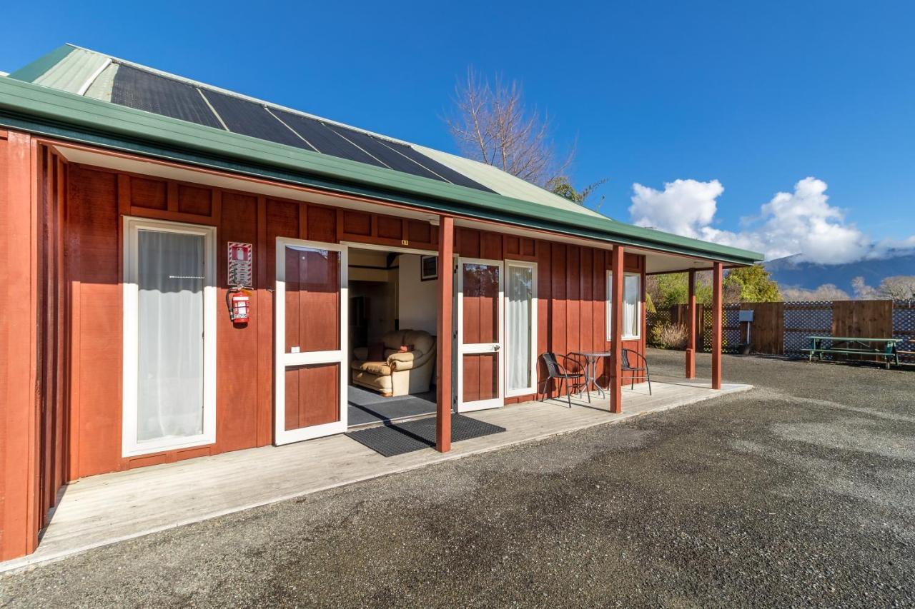 Anatoki Lodge Motel Takaka Buitenkant foto