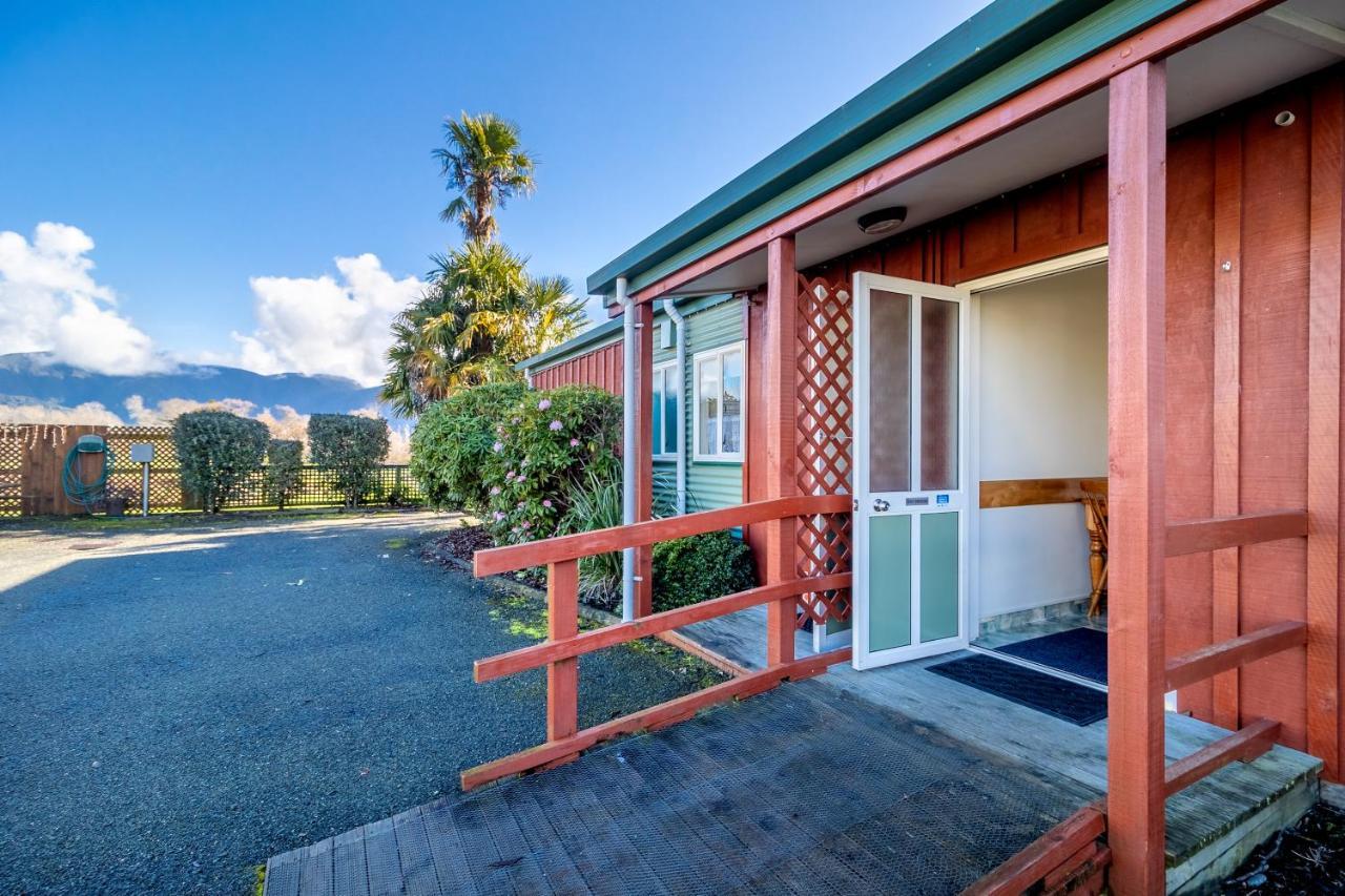 Anatoki Lodge Motel Takaka Buitenkant foto