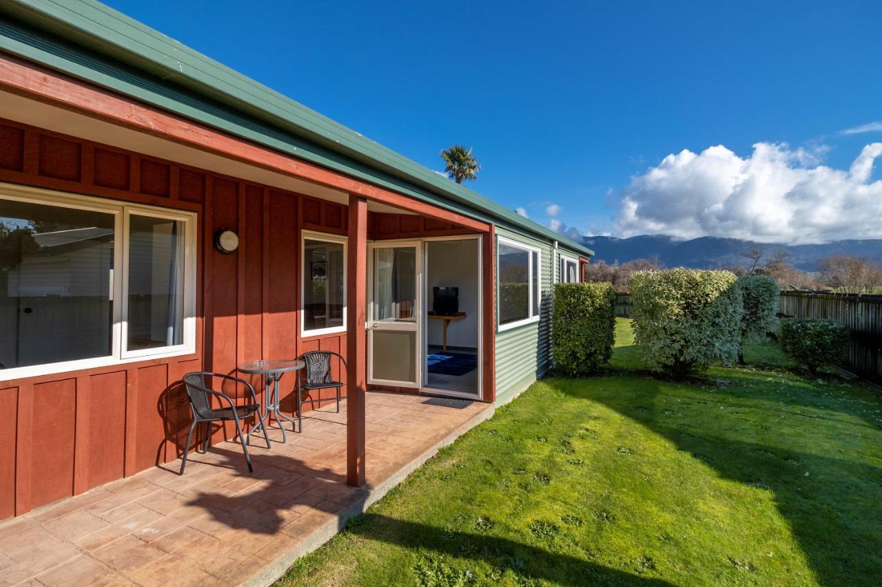 Anatoki Lodge Motel Takaka Buitenkant foto