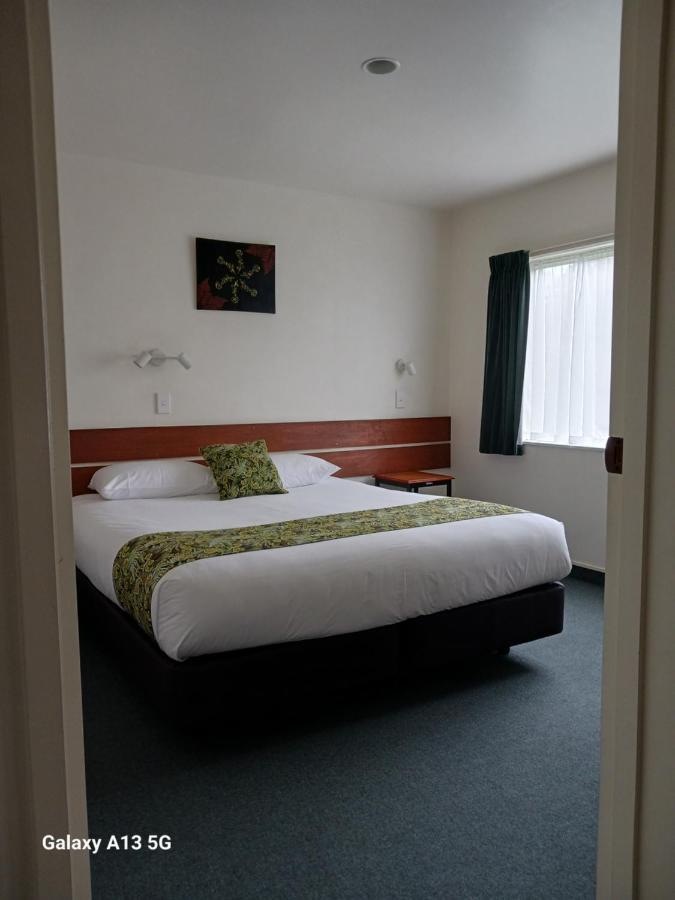 Anatoki Lodge Motel Takaka Buitenkant foto