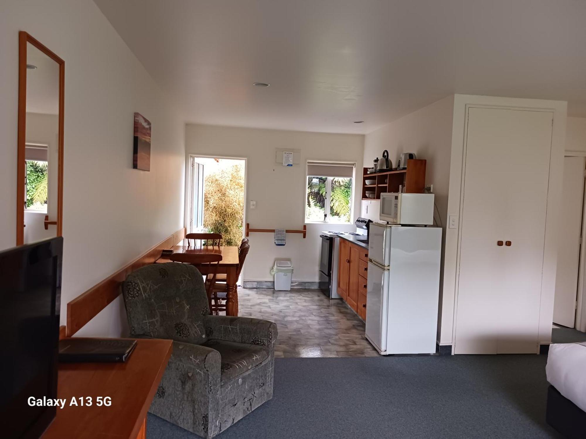 Anatoki Lodge Motel Takaka Buitenkant foto